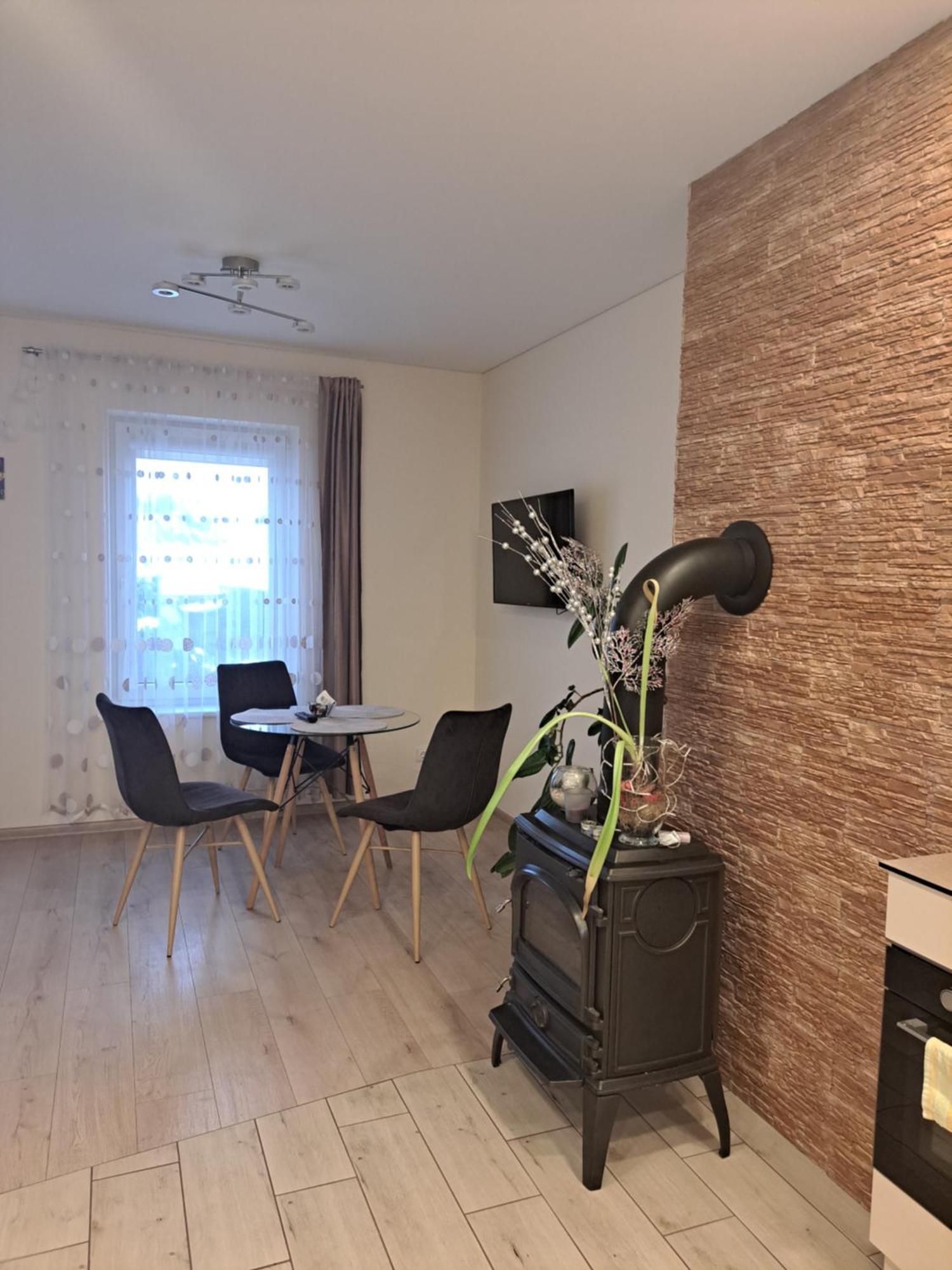 Liux Apartamentai Kaunas Esterno foto